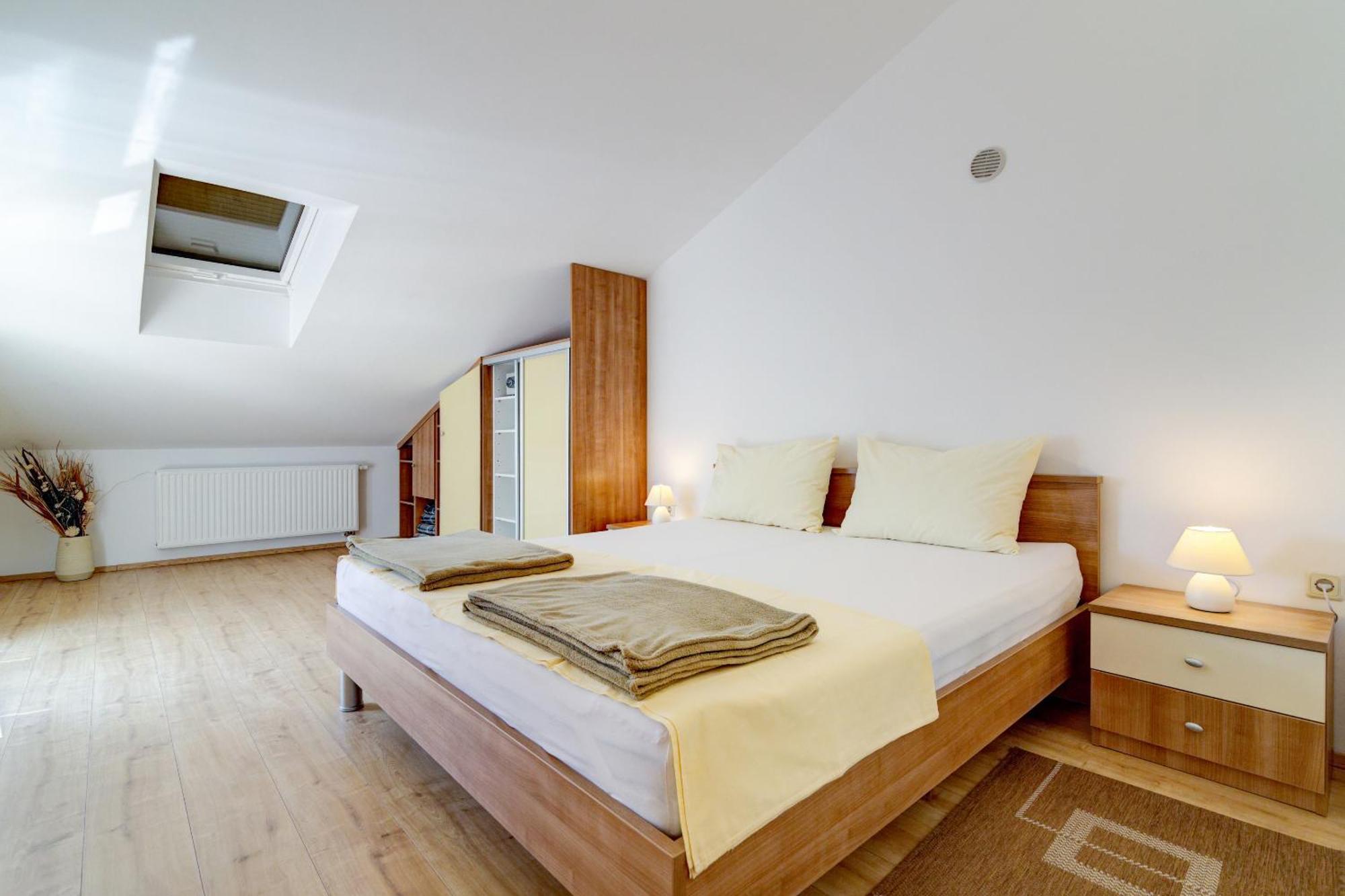 Apartmani Lili 노비비노돌스키 외부 사진