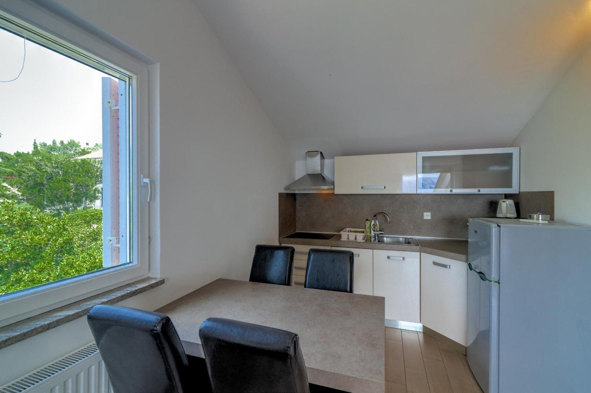 Apartmani Lili 노비비노돌스키 외부 사진