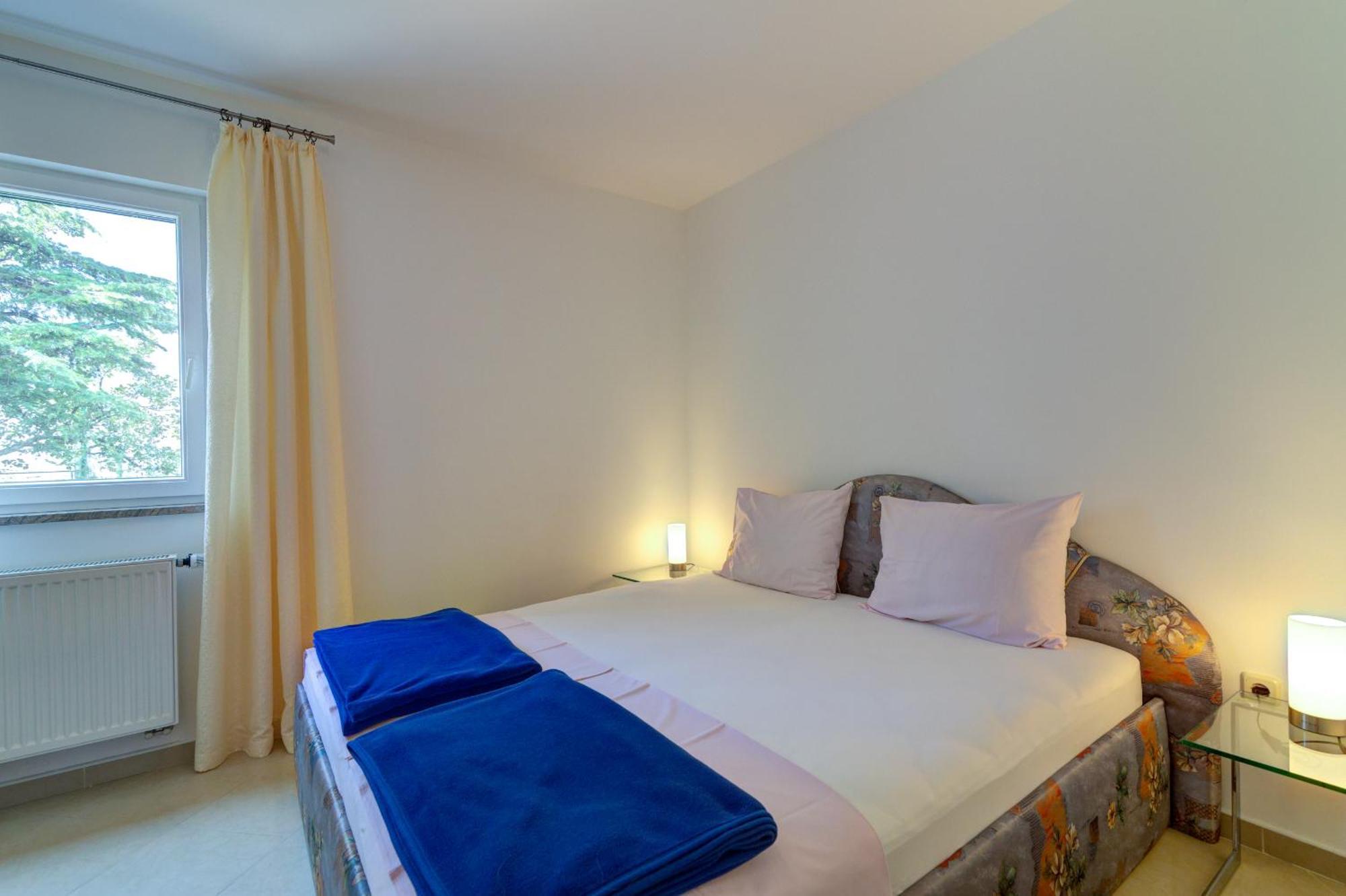 Apartmani Lili 노비비노돌스키 외부 사진