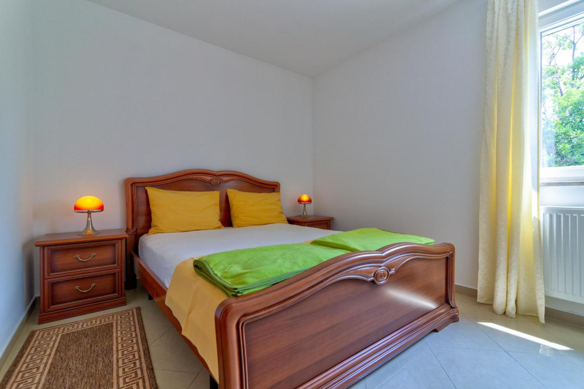 Apartmani Lili 노비비노돌스키 외부 사진